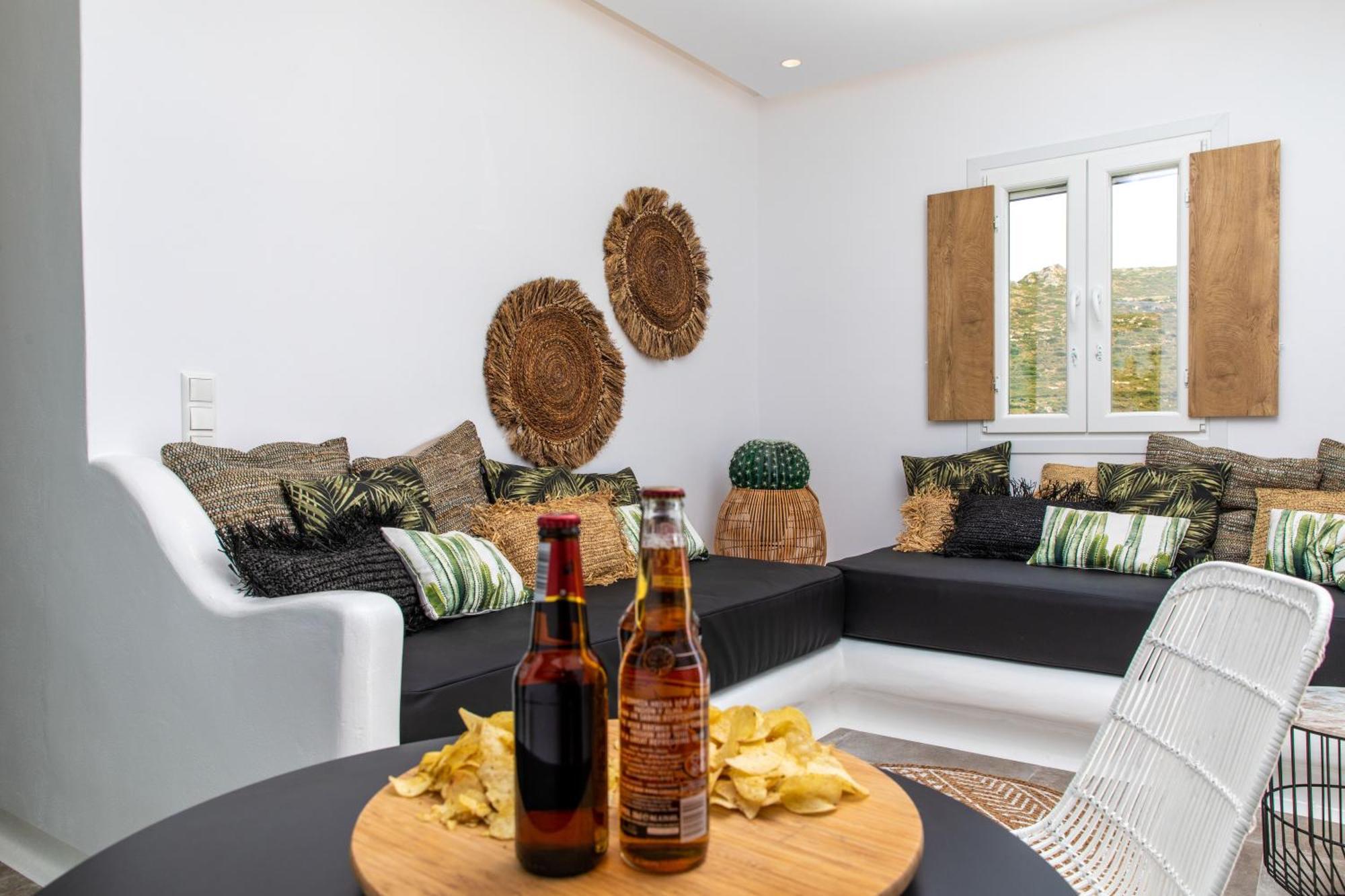 Ninemia Naxos Suites Agios Thaleleos Room photo